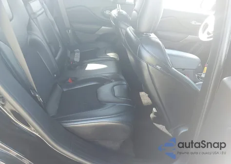 2019 Jeep Cherokee Latitude Plus Fwd from USA, damaged, VIN 1C4PJLLB7KD131545